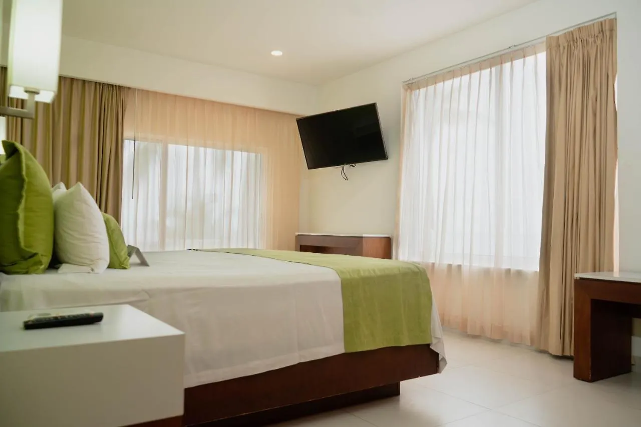 Resort Cancun Bay All Inclusive Hotel