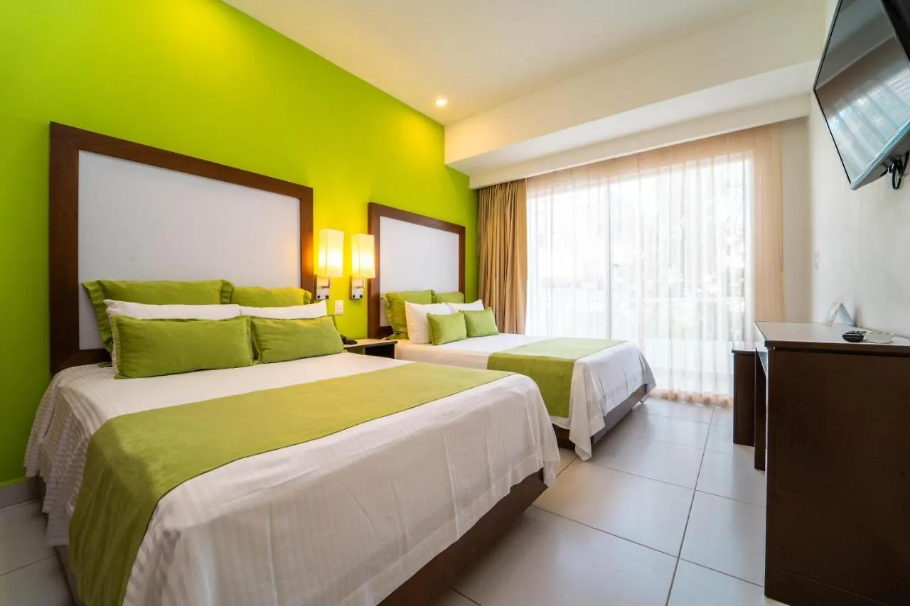 Cancun Bay All Inclusive Hotel 4*,