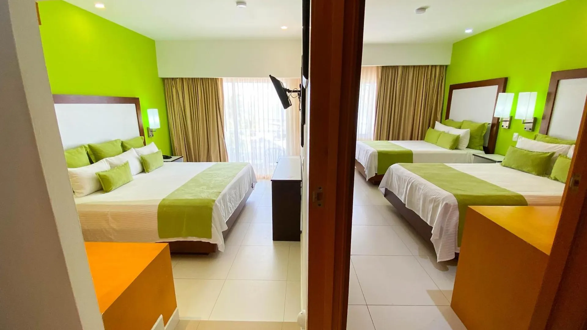 Cancun Bay All Inclusive Hotel 4*,  Mexico