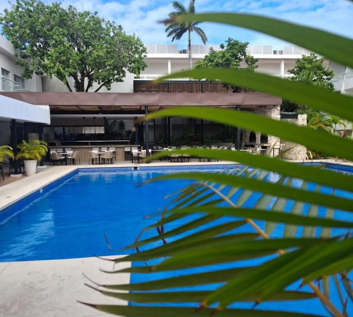 Cancun Bay All Inclusive Hotel 4*,
