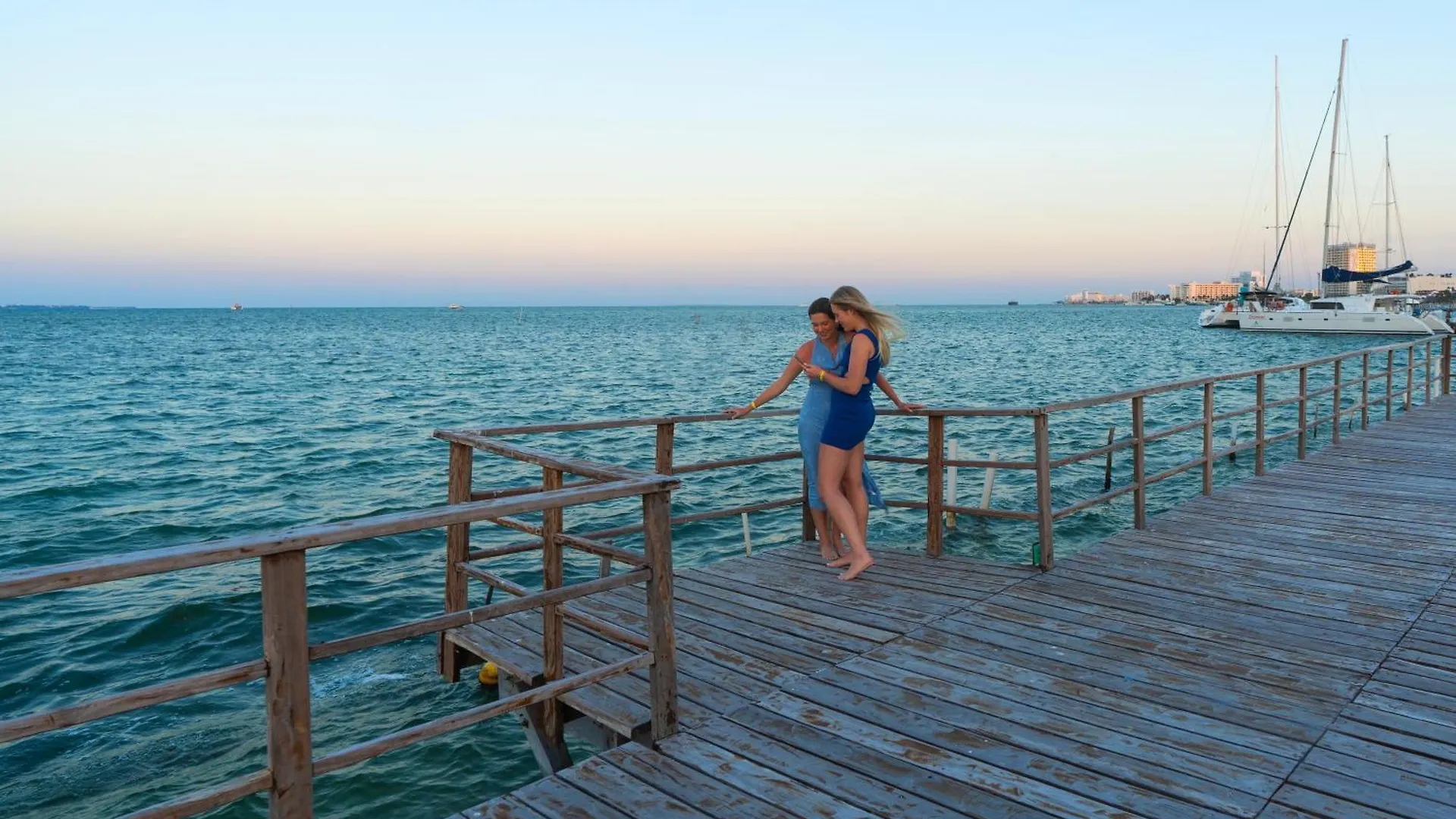 Resort Cancun Bay All Inclusive Hotel