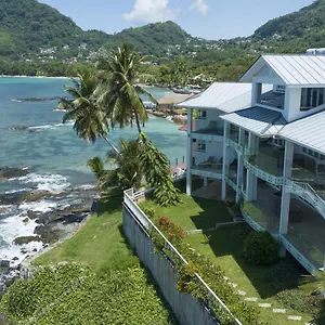 Vallonend Beachfront With Excellent View 3*, Bel Ombre Seychellerna