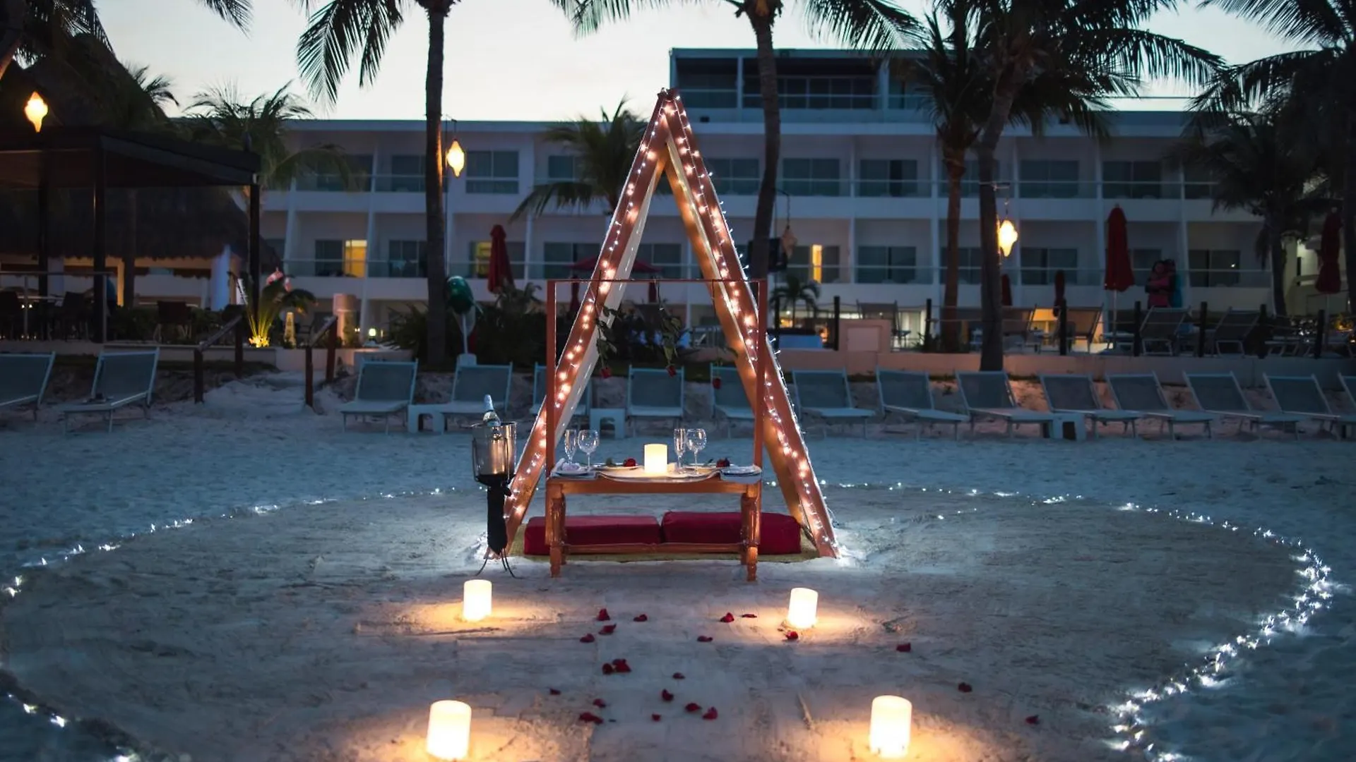 Cancun Bay All Inclusive Hotel 4*,